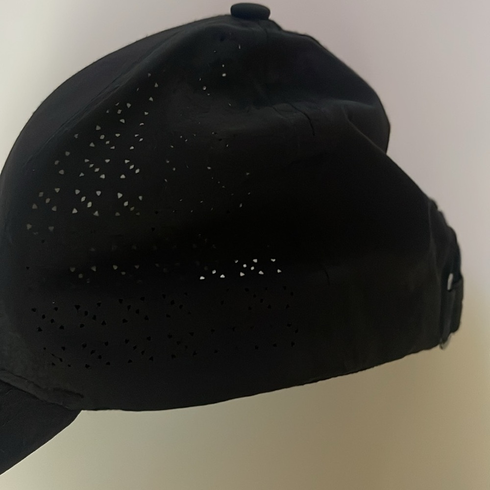 GAIAM Black Baseball Hat - Picture 3 of 5